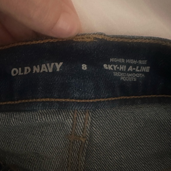 Old Navy Sky Hi Jean shorts - Picture 2 of 3